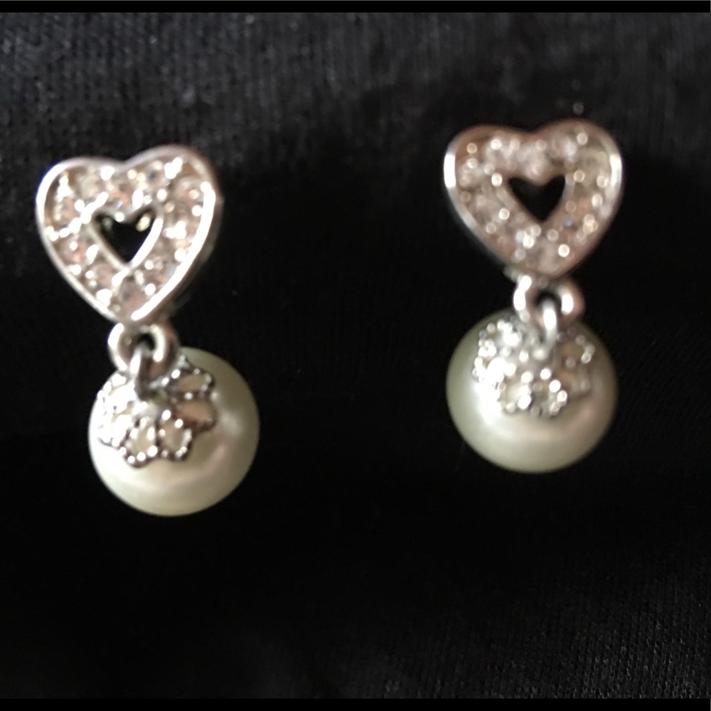 Cute little pearl and cz heart earrings
